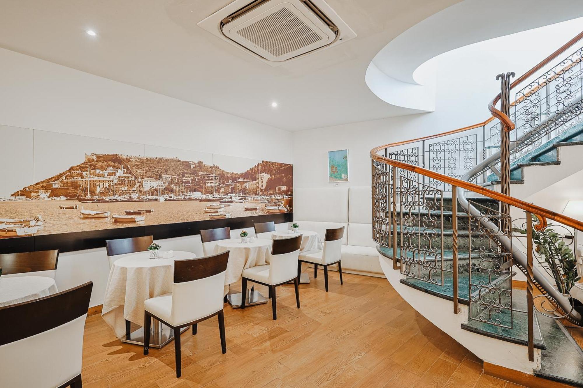 碧酒店 波尔图·埃尔科莱 外观 照片